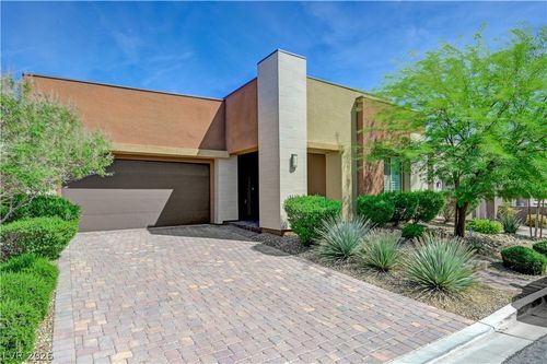 6020 Langreo Ln, Las Vegas, NV, 89135-1822 | Card Image