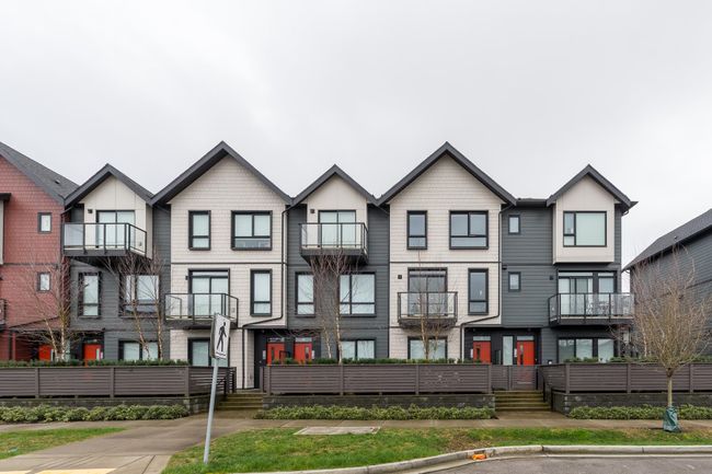 107 - 4738 Hemlock Way, Townhouse with 3 bedrooms, 2 bathrooms and 2 parking in Delta BC | Image 1