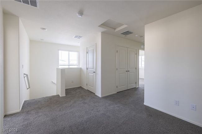 340 Summer Sparrow Ave, Townhouse with 3 bedrooms, 3 bathrooms and null parking in Henderson NV | Image 17