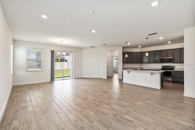 764 Rioja Dr, House other with 4 bedrooms, 2 bathrooms and null parking in MINNEOLA FL | Image 4