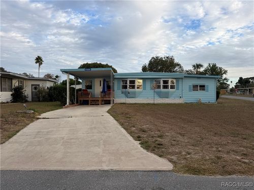 7528 Western Circle Dr, BROOKSVILLE, FL, 34613-7305 | Card Image