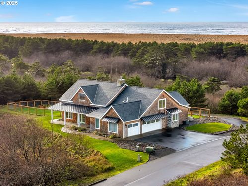 32996 Pacific Bellevue Ln, Warrenton, OR, 97146-1019 | Card Image