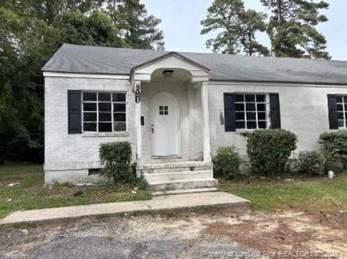 1406 Briarcliff Dr, Fayetteville, NC, 28305-4518 | Card Image