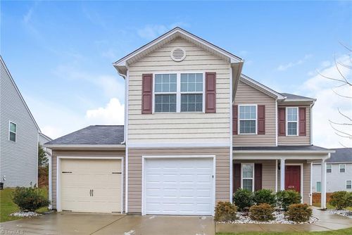 4214 Kendall Farms Way, Winston Salem, NC, 27107-6885 | Card Image