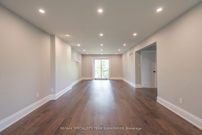 19 Rouge River Cir, House other with 4 bedrooms, 3 bathrooms and 6 parking in Markham ON | Image 23