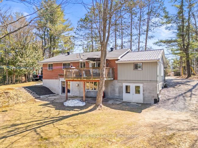 91 Santas Village Rd, House other with 4 bedrooms, 2 bathrooms and 7 parking in Bracebridge ON | Image 39