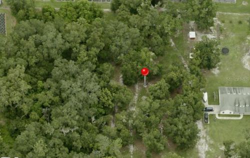 3015 Owls Nest Ln, Plant City, FL, 33565-8200 | Card Image