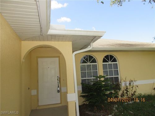 2233 Ne 5th St, Cape Coral, FL, 33909-2753 | Card Image