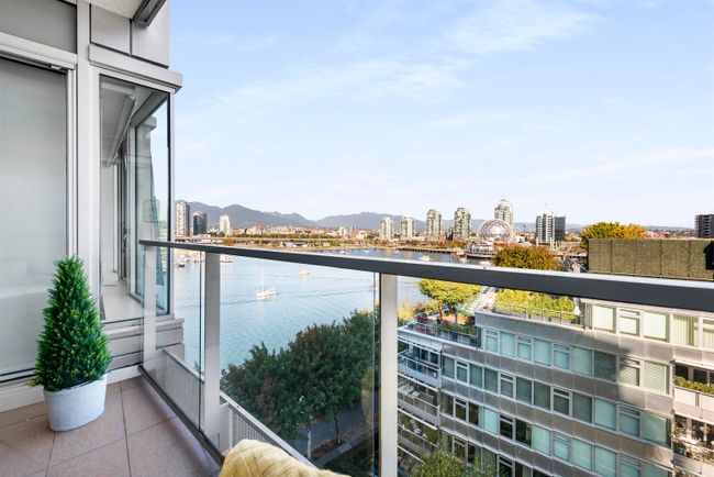 803 - 181 Athletes Way, Condo with 2 bedrooms, 2 bathrooms and 2 parking in Vancouver BC | Image 7