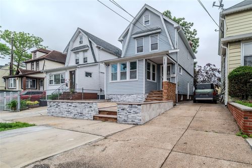 18707 Mangin Ave, Saint Albans, NY, 11412-2315 | Card Image