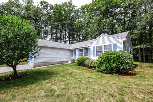 3 Glasgow Circle, Hudson, NH, 03051 | Card Image
