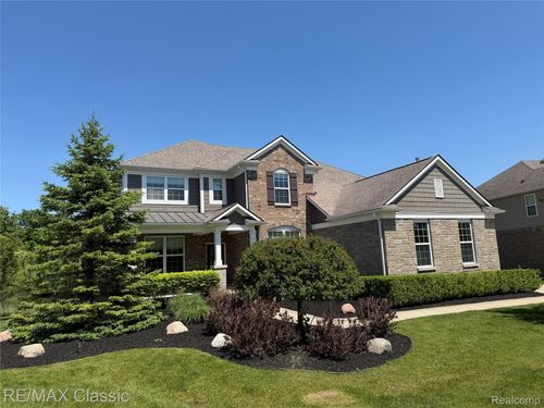 22822 Shepherds Hollow Dr, South Lyon, MI, 48178-0904 | Card Image