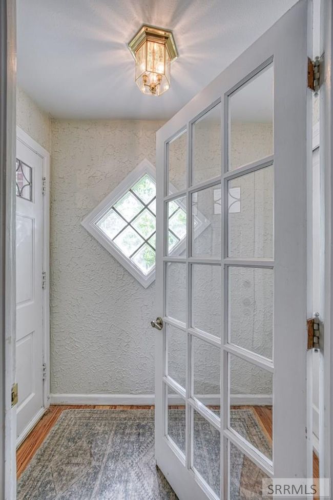 163 E 24th Street, House other with 5 bedrooms, 3 bathrooms and 3 parking in Idaho Falls ID | Image 4