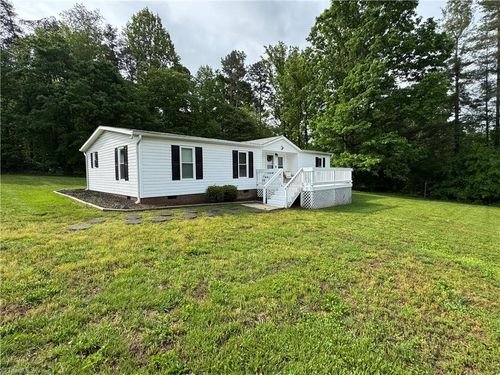 2872 Horton Rd, Germanton, NC, 27019-9585 | Card Image