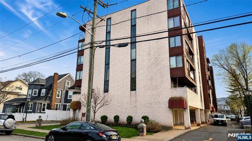 55 Clinton Pl, Hackensack, NJ, 07601-4577 | Card Image