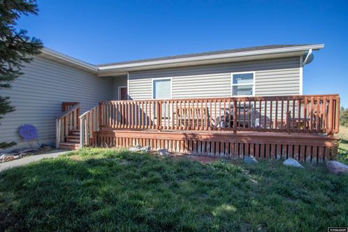 418 Emigrant Dr, Glenrock, WY, 82637-5130 | Card Image