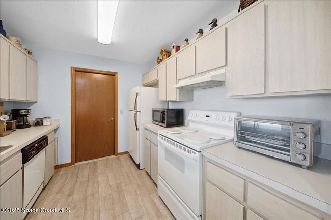5997 Jenkins Ave, House other with 2 bedrooms, 2 bathrooms and null parking in Cocoa FL | Image 9
