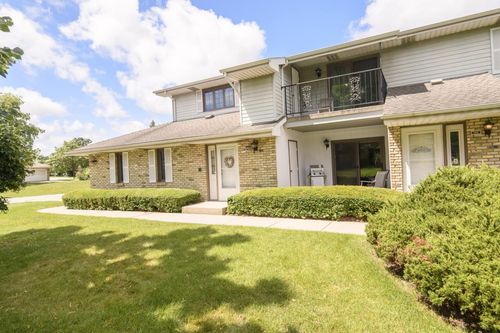 104-1433 Sun Valley Drive, Mount Pleasant, WI, 53406 | Card Image