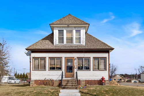 1103 17th Ave, BLOOMER, WI, 54724-1621 | Card Image