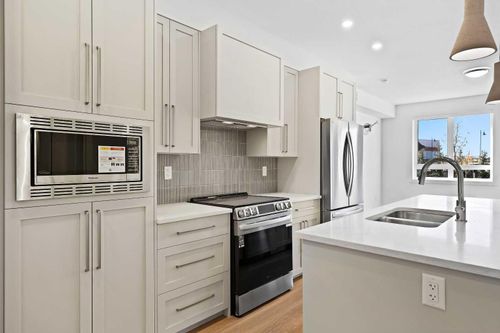 1116-520 Reynolds Ave Sw, Airdrie, AB, T4B5G2 | Card Image