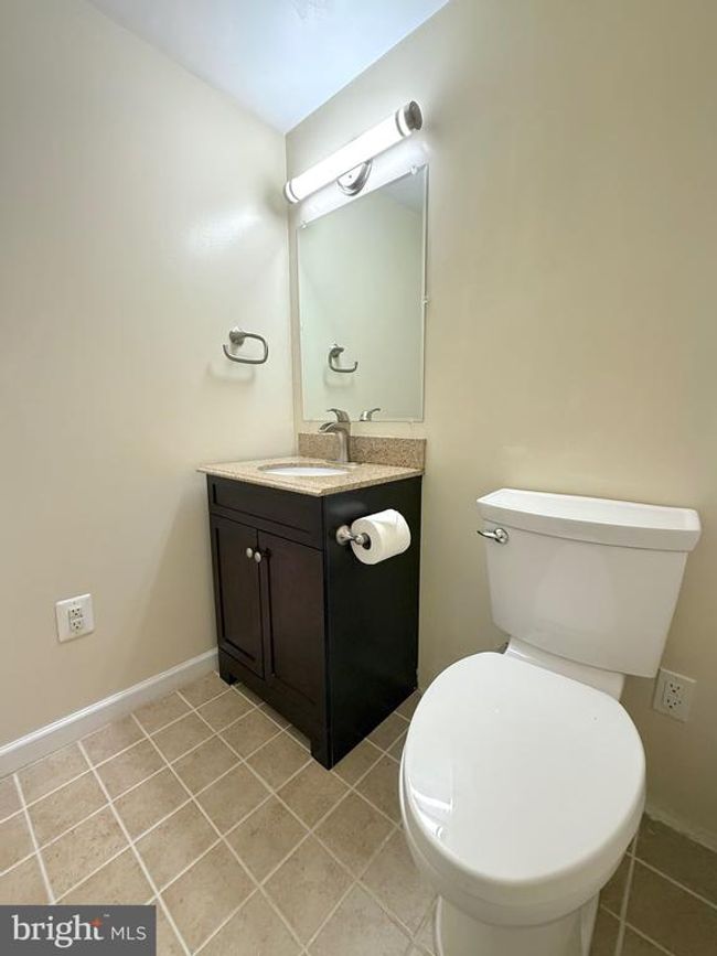 231 E Juniper Ave, House other with 3 bedrooms, 3 bathrooms and null parking in STERLING VA | Image 40