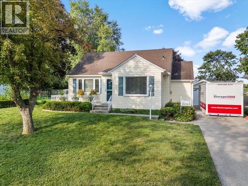 3265 Byng Rd, Windsor, ON, N8W3H1 | Card Image