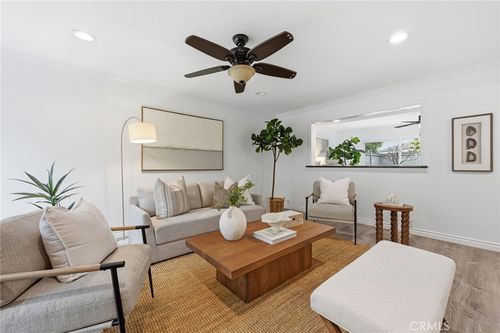 19701 Seacliff Ln, Huntington Beach, CA, 92648-3032 | Card Image