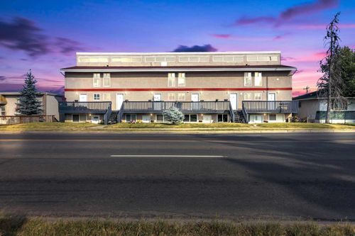 11-3726 Centre Street Ne, Calgary, AB, T2E2Y3 | Card Image