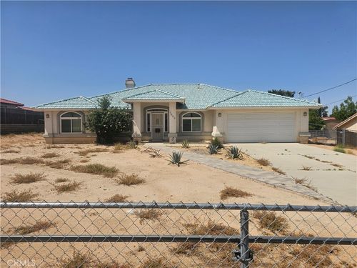 7602 Newhall Ave, Hesperia, CA, 92345-7246 | Card Image