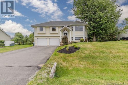132 Chelsea Dr, Quispamsis, NB, E2E5Z9 | Card Image