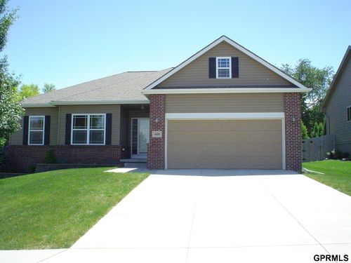 4309 Edgerton Dr, Bellevue, NE, 68123-4315 | Card Image
