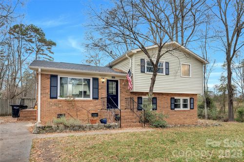 1825 Winfield Dr, Monroe, NC, 28110-8558 | Card Image