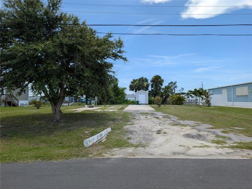 520 Alta Vis, ENGLEWOOD, FL, 34224-5110 | Card Image