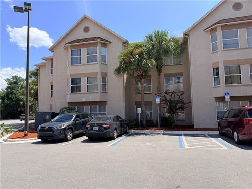 727-3100 Parkway Blvd, Kissimmee, FL, 34747-4526 | Card Image