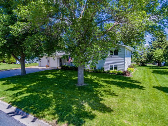 141 Jacob St, House other with 4 bedrooms, 3 bathrooms and null parking in Hamburg MN | Image 4