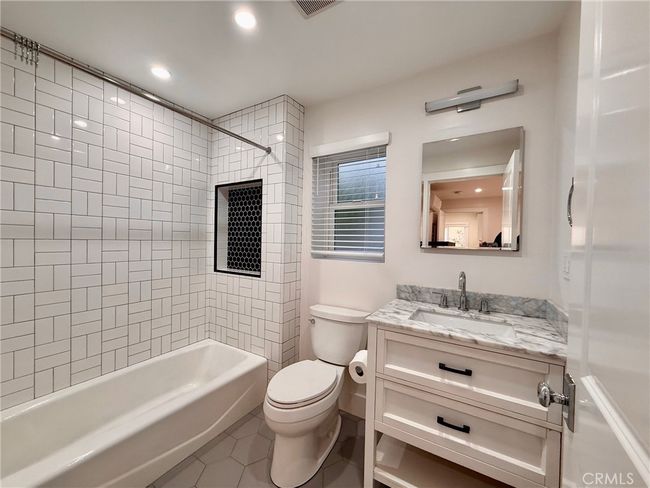 827 Cliff Dr, Condo with 2 bedrooms, 2 bathrooms and 1 parking in Laguna Beach CA | Image 15