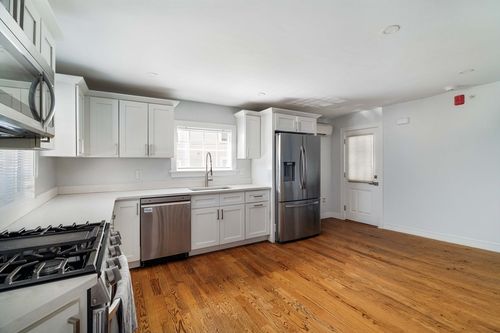 1-109 Main St, Woburn, MA, 01801 | Card Image