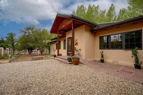 328 De Vargas Ln, Taos, NM, 87571 | Card Image