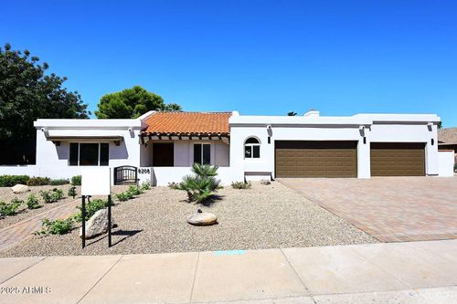 8208 E Morgan Trl, Scottsdale, AZ, 85258-1324 | Card Image