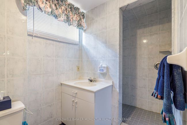 2 Greenvale Crt, House other with 3 bedrooms, 3 bathrooms and 4 parking in Fonthill ON | Image 34