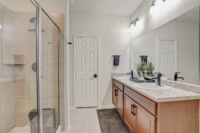 165 Pivot Dr, House other with 4 bedrooms, 3 bathrooms and null parking in Taylor TX | Image 22