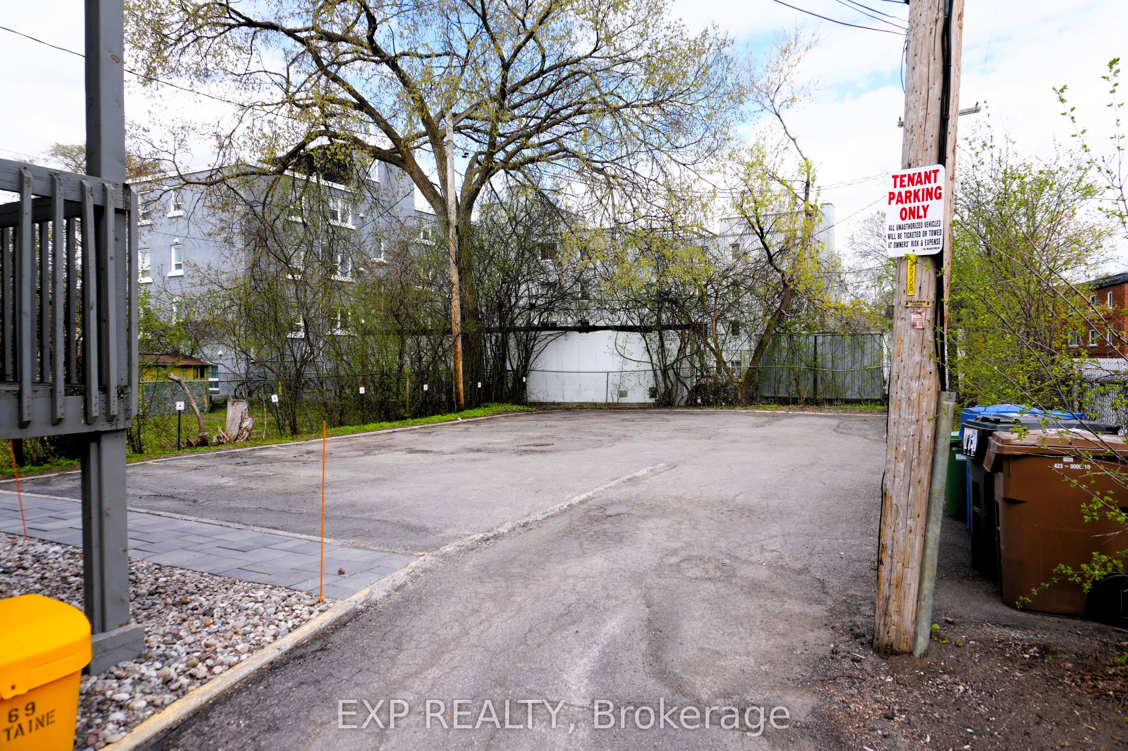 Commercial Sale in Vanier and Kingsview Park 5