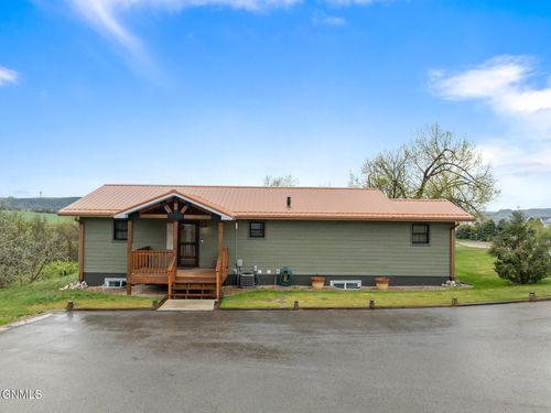 9155 41st St Nw, New Town, ND, 58763-9006 | Card Image