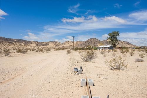 68690 Mesa Dr, 29 Palms, CA, 92277-9155 | Card Image