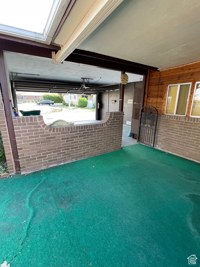 884 E 5575 S, Condo with 2 bedrooms, 1 bathrooms and 2 parking in South Ogden UT | Image 18