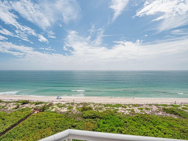 PH6 - 3870 N Highway A1a, Condo with 2 bedrooms, 2 bathrooms and null parking in Hutchinson Island FL | Image 43