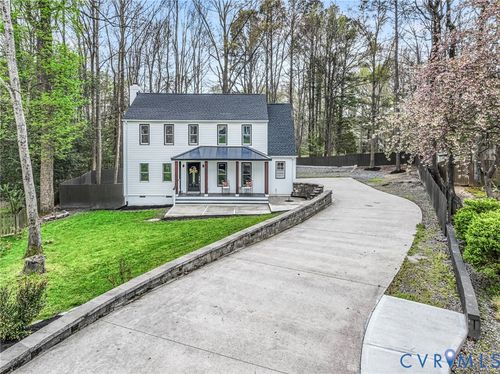 2002 Castle Glen Ct, North Chesterfield, VA, 23236-5501 | Card Image
