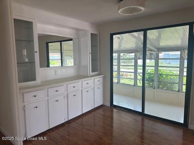 Dining room | Image 11
