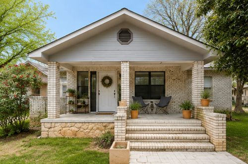 1220 Taylor St, Austin, TX, 78702-5334 | Card Image