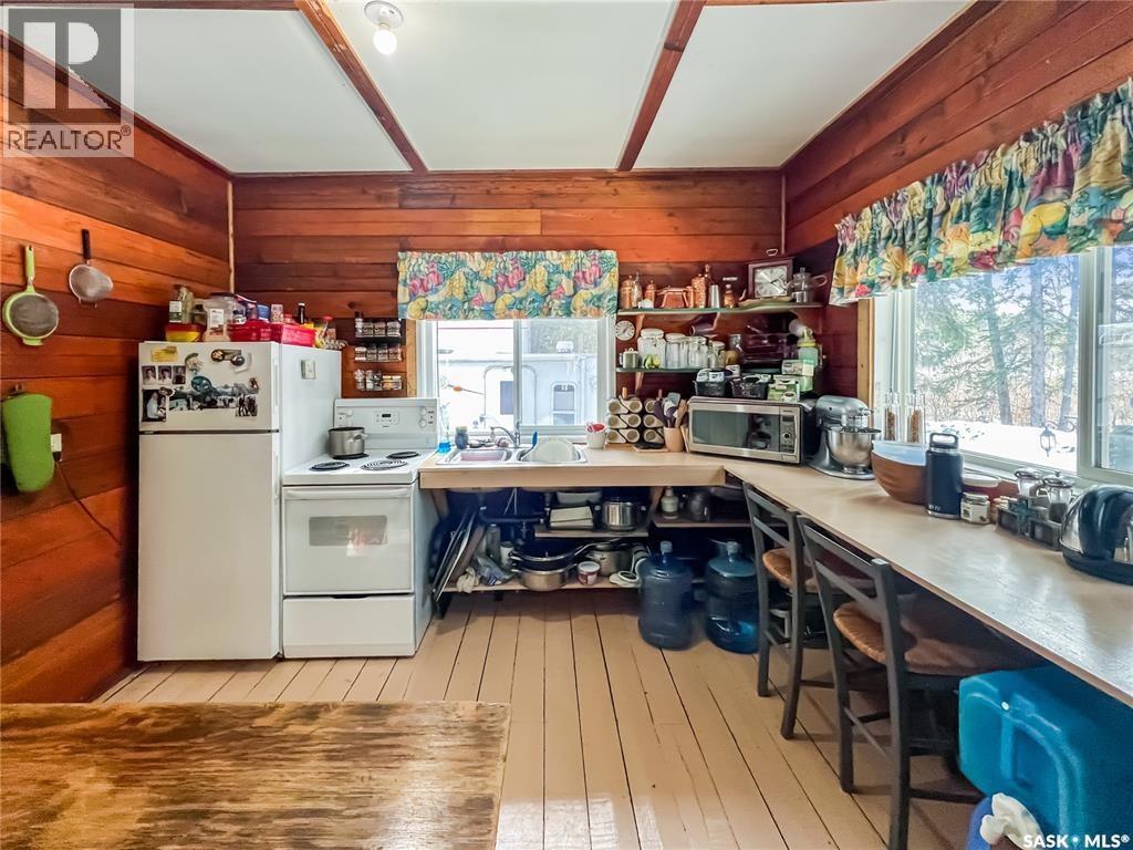 Residential in Sturgeon Lake 4